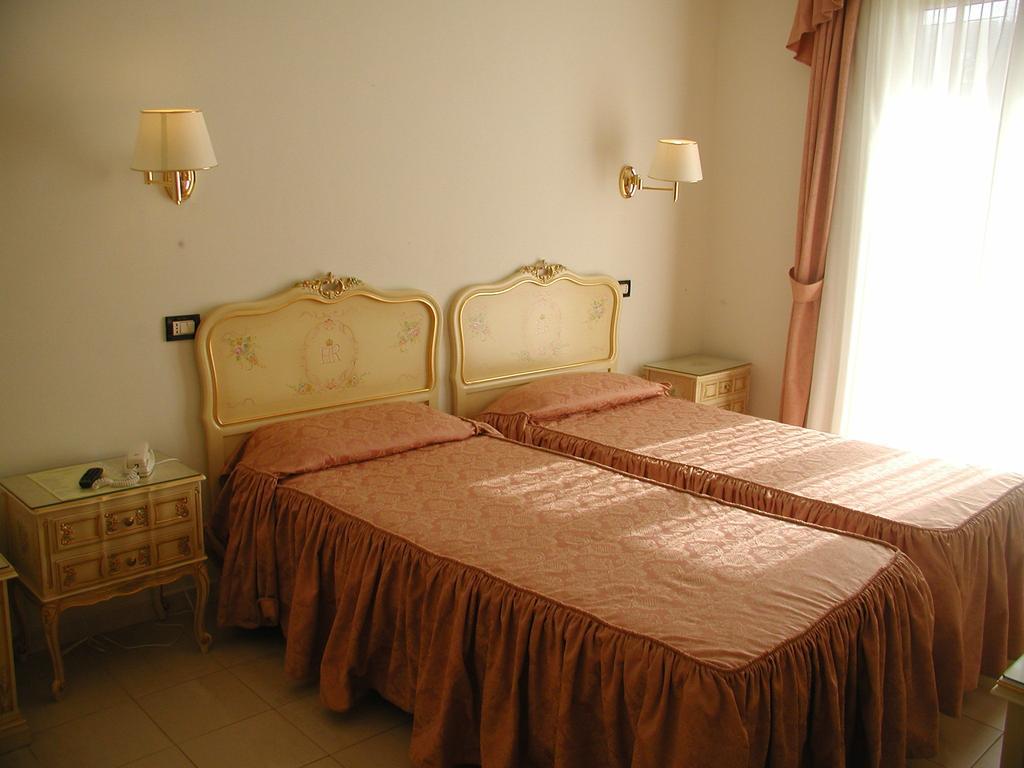 Hotel Royal Bosa Rum bild